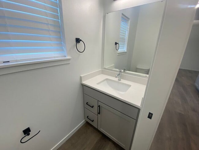 Building Photo - $2,300 | 3 Bedroom, 2.5 Bathroom Townhome | Pets Negotiable* | Available for an August 1st, 2026 ...