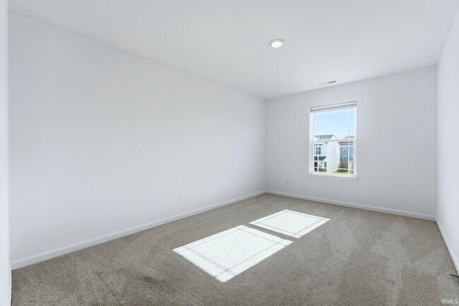 Building Photo - 4152 Bradley Dr