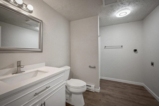 Building Photo - 10820 E Nora Ave