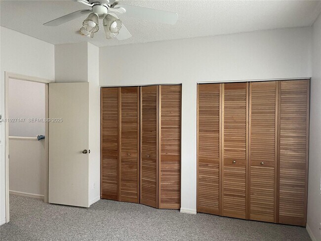 Building Photo - 1861 Salerno Cir