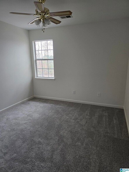 Building Photo - 107 Windsor Ridge Dr