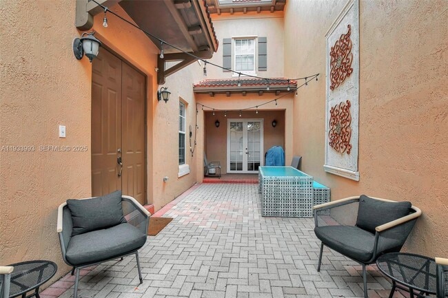 Building Photo - 501 SW 146th Terrace