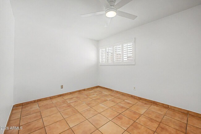 Building Photo - 8689 E Roosevelt Cir
