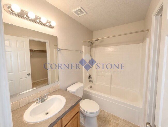 Building Photo - Bright & Open 3-Bedroom Home with 3-Car Garage & Fully Fenced Backyard