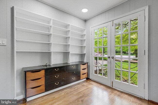 Building Photo - 1011 Shipman Ln
