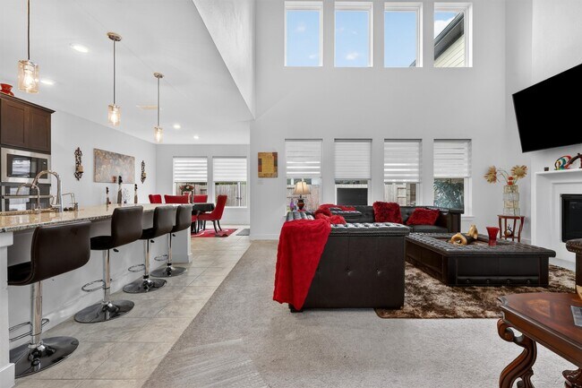 Building Photo - 21711 Emerton Cres Wy