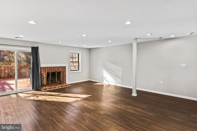 Building Photo - 5416 Wycklow Ct