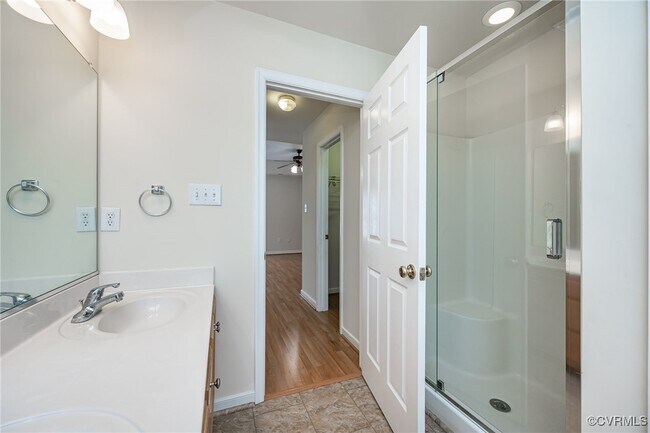 Building Photo - 11012 Jimmy Ridge Dr