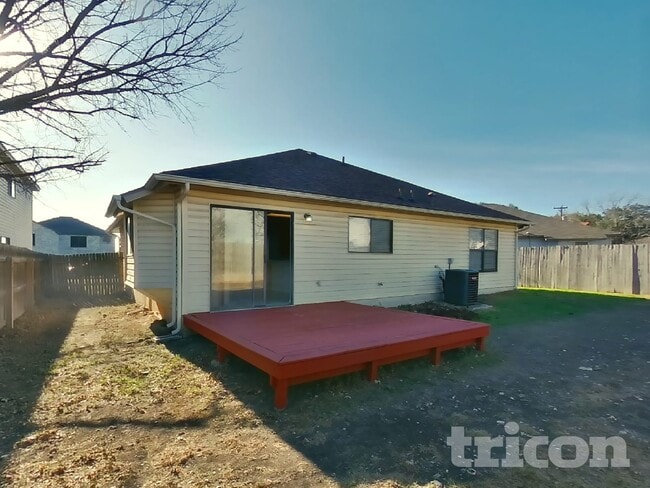 Building Photo - 7807 Encanto Vis Dr