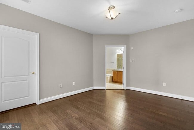 Building Photo - 803 Reserve Champion Dr