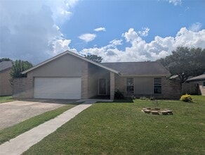 Building Photo - 5813 Misty Meadow St