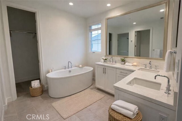 Building Photo - 112 San Benito