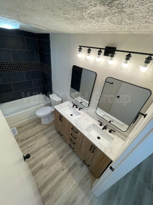 Building Photo - 7502 Turnberry Ct