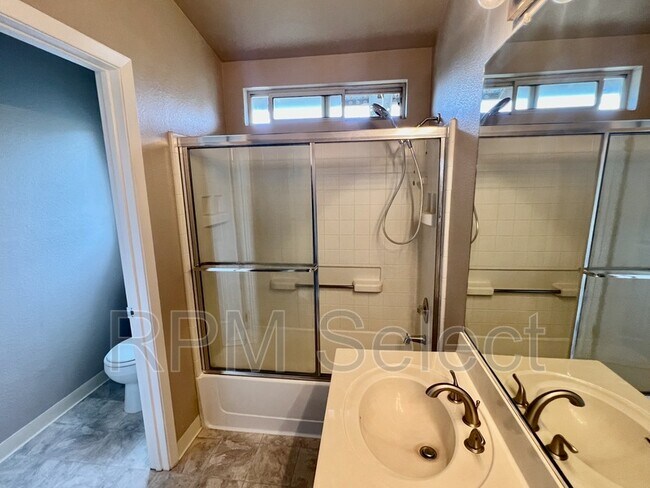 Building Photo - 4932 Chaps Ct