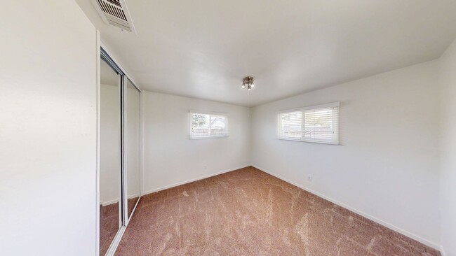 Building Photo - 12315 13th St