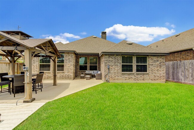 Building Photo - 20810 Rushing Branch Dr