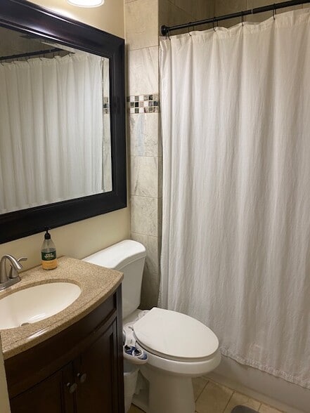 Building Photo - 1878 Beacon St