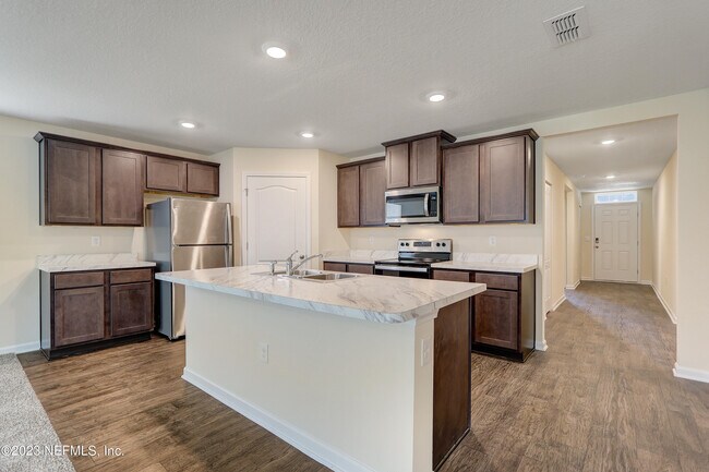 Building Photo - 3307 Lawton Pl
