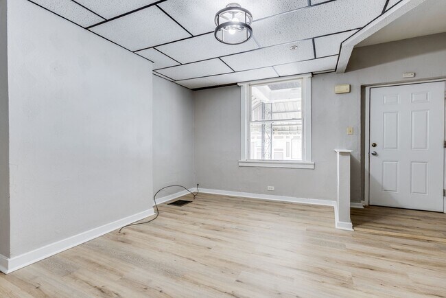 Building Photo - Brighton Heights 3 Bedroom Townhome