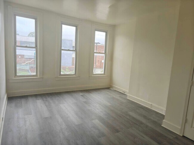 Building Photo - 1822 Harlem Ave