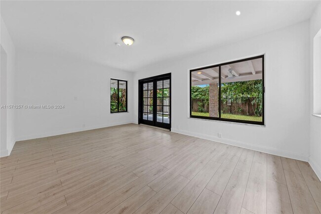 Building Photo - 7525 Adventure Ave