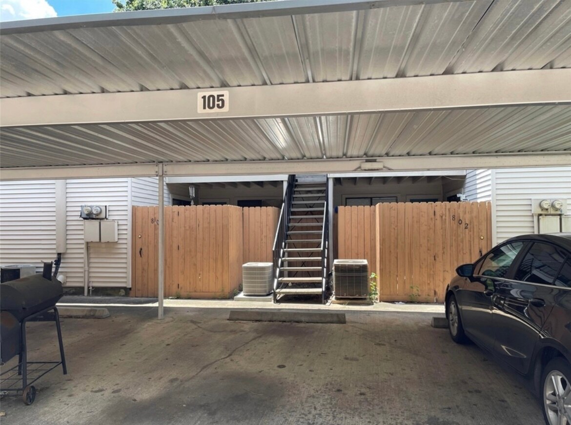 Cover parking spot - 6401 Deihl Rd