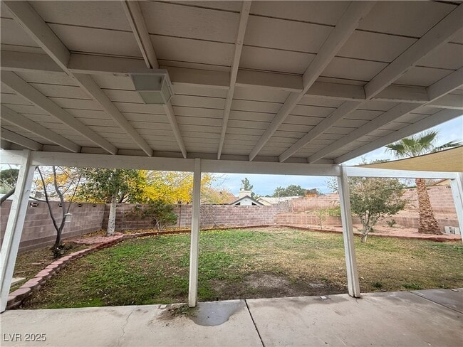 Building Photo - 1502 Christina Dr