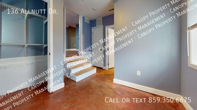 Building Photo - 136 Allnutt Dr