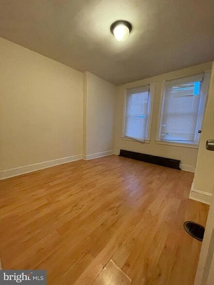 Building Photo - 840 E Westmoreland St