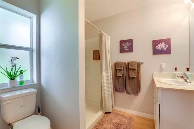 Building Photo - 2441 6th Ave Dr E