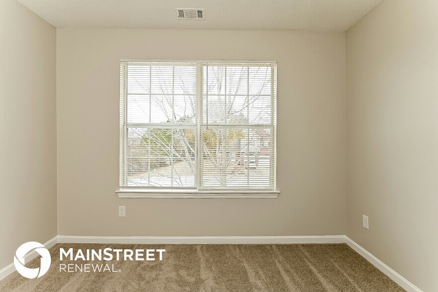Building Photo - 1653 Deer Crossing Cir
