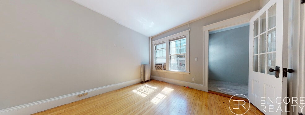 Building Photo - 11 Story St