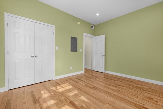 Building Photo - 2931 N Calvert St