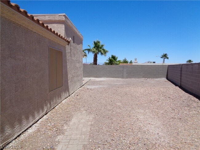 Building Photo - 446 Nancy Dr