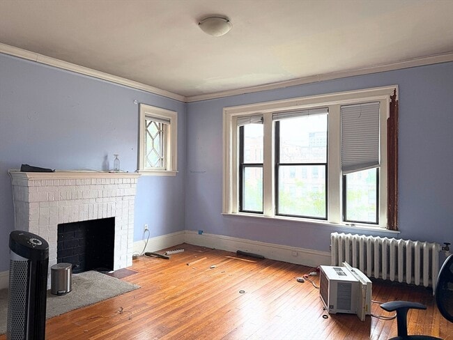 Building Photo - 448 Park Dr