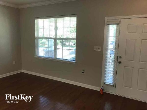 Building Photo - 1443 Bottle Brush Ln