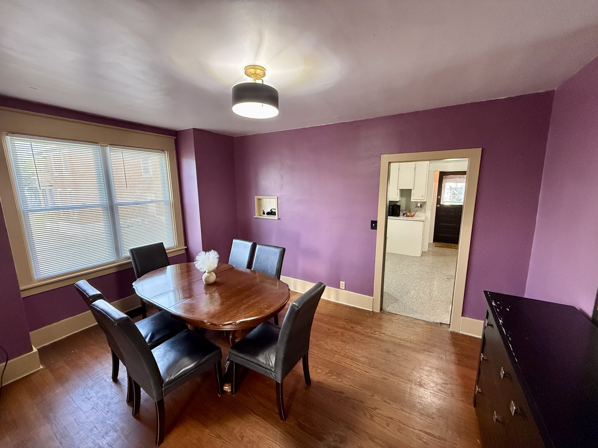 dining room - 1005 Kellogg Ave