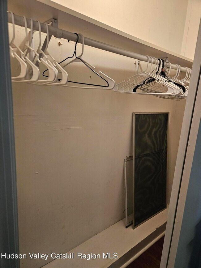 Building Photo - 477 Lattintown Rd