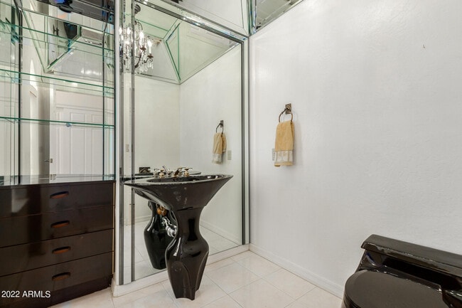 Building Photo - 15848 E Brodiea Dr