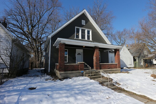 Primary Photo - 4 Bedroom Renovated Indianapolis Home!