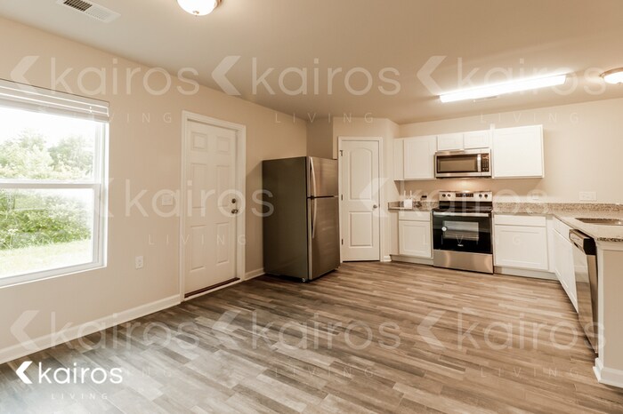 Building Photo - 169 Saddle Brooke Trce