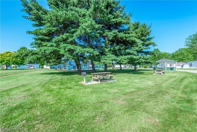 Building Photo - 235 Chaucer Ct