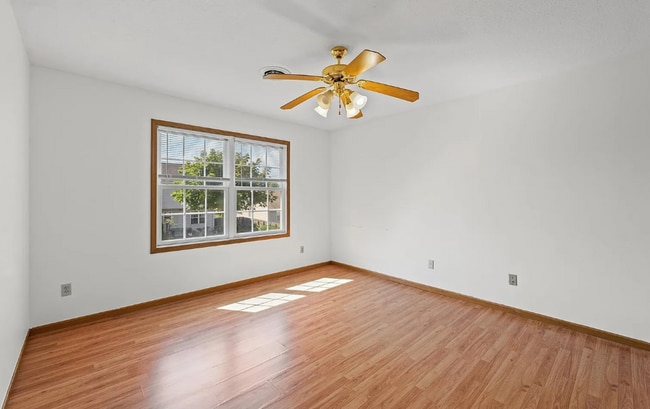 Building Photo - 3907 Aberdeen Dr