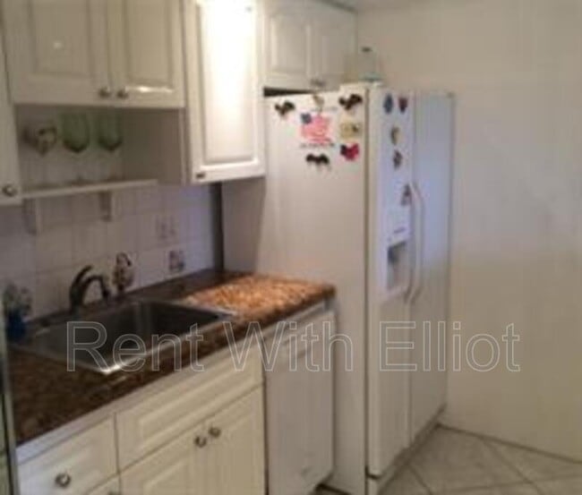 Building Photo - 630 Layne Blvd