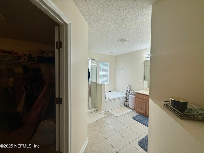 Building Photo - 1644 Hammock Grove Ln