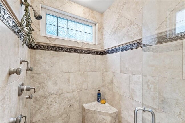 Building Photo - 927 Buckingham Cir NW