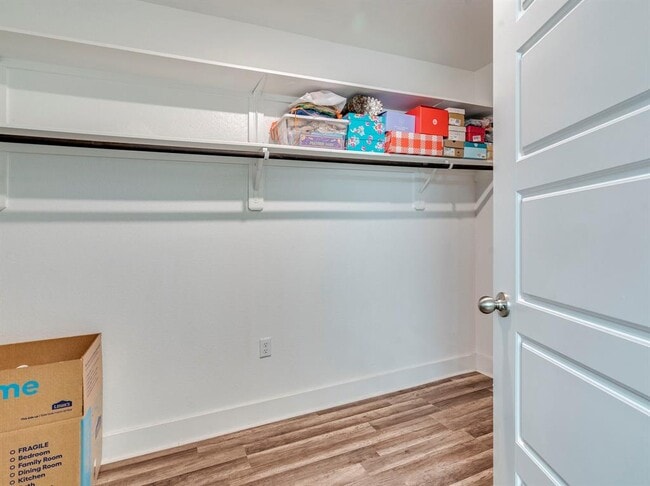 Building Photo - 7408 Merrick Ln