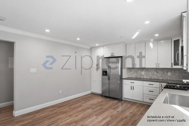 Building Photo - 1128 Adeline St