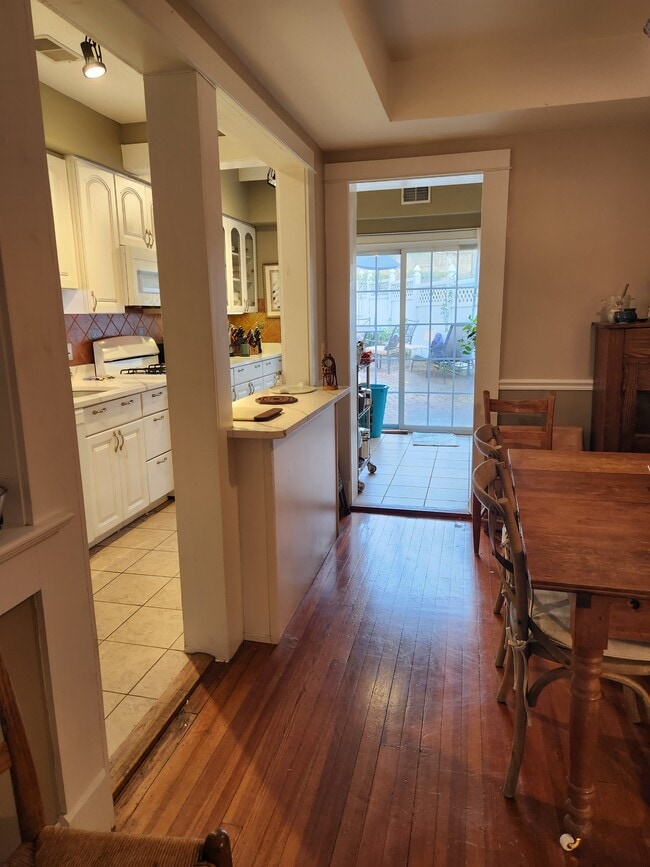 Building Photo - 2103 37th St NW