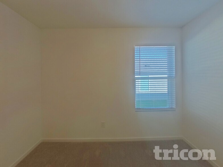 Building Photo - 10712 Cowhide Ln
